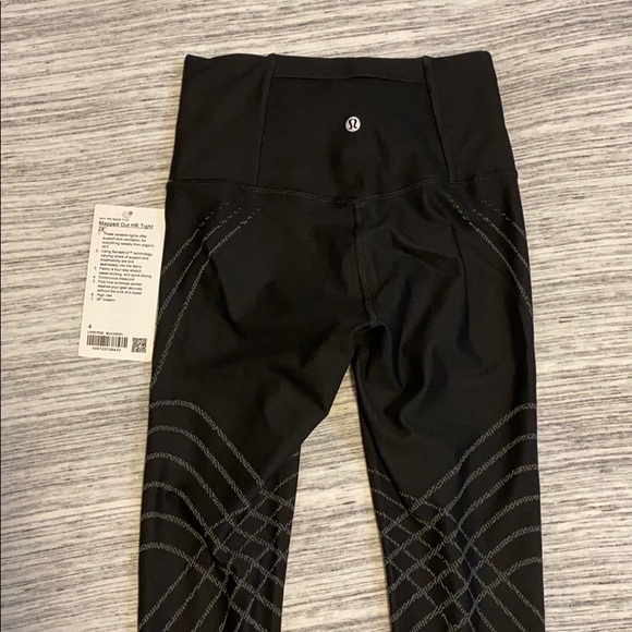 Lululemon Mapped Out Running Tight 28” - Picture 3 of 5